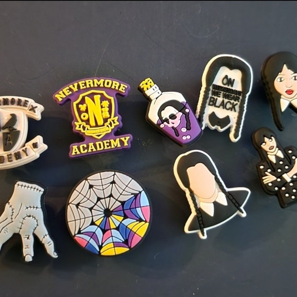Croc charms